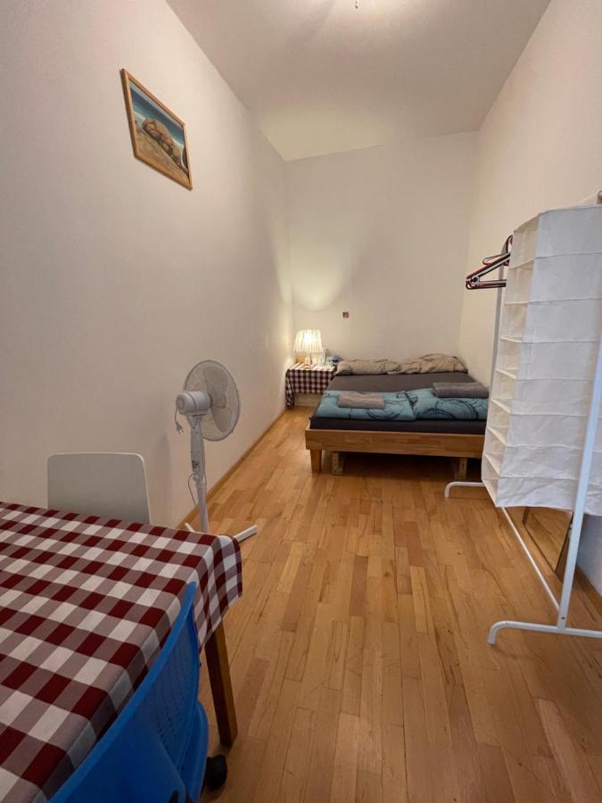 City Apartment And Rooms Виена Екстериор снимка