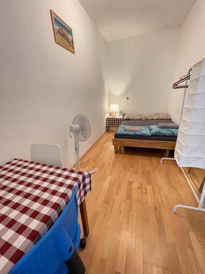 City Apartment And Rooms Виена Екстериор снимка